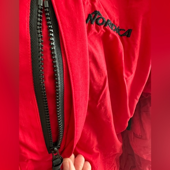 *Nordica Ski Jacket, Size Medium/Large (ML), Red/Black - Picture 4 of 9